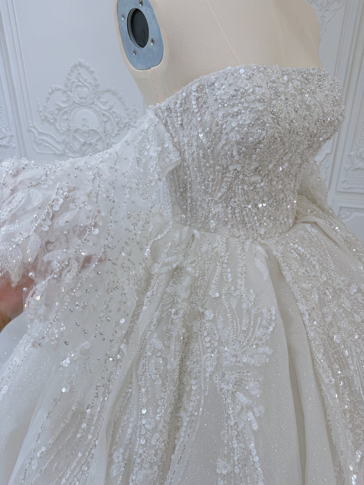 TBC-B003 Off white 3D floral lace embroidered princess ballgown fairy wedding dress