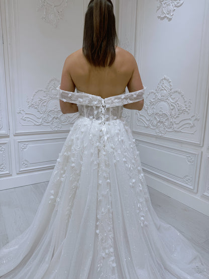 TBC-CM54 Custom-made 3D floral beading sparkling Aline wedding dress