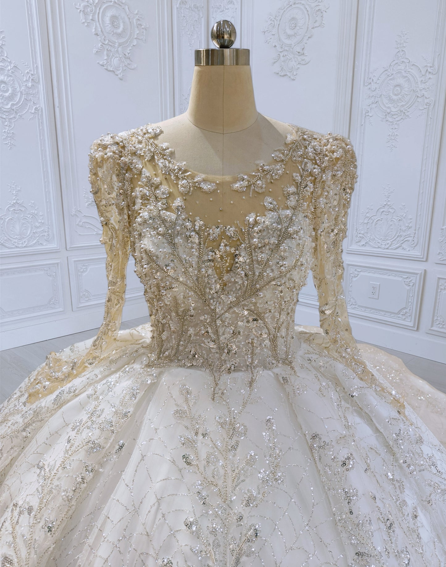 TBC-CM012 Made to order luxury beading lace embroidered sparkling long sleeve princess ballgown royal wedding dress