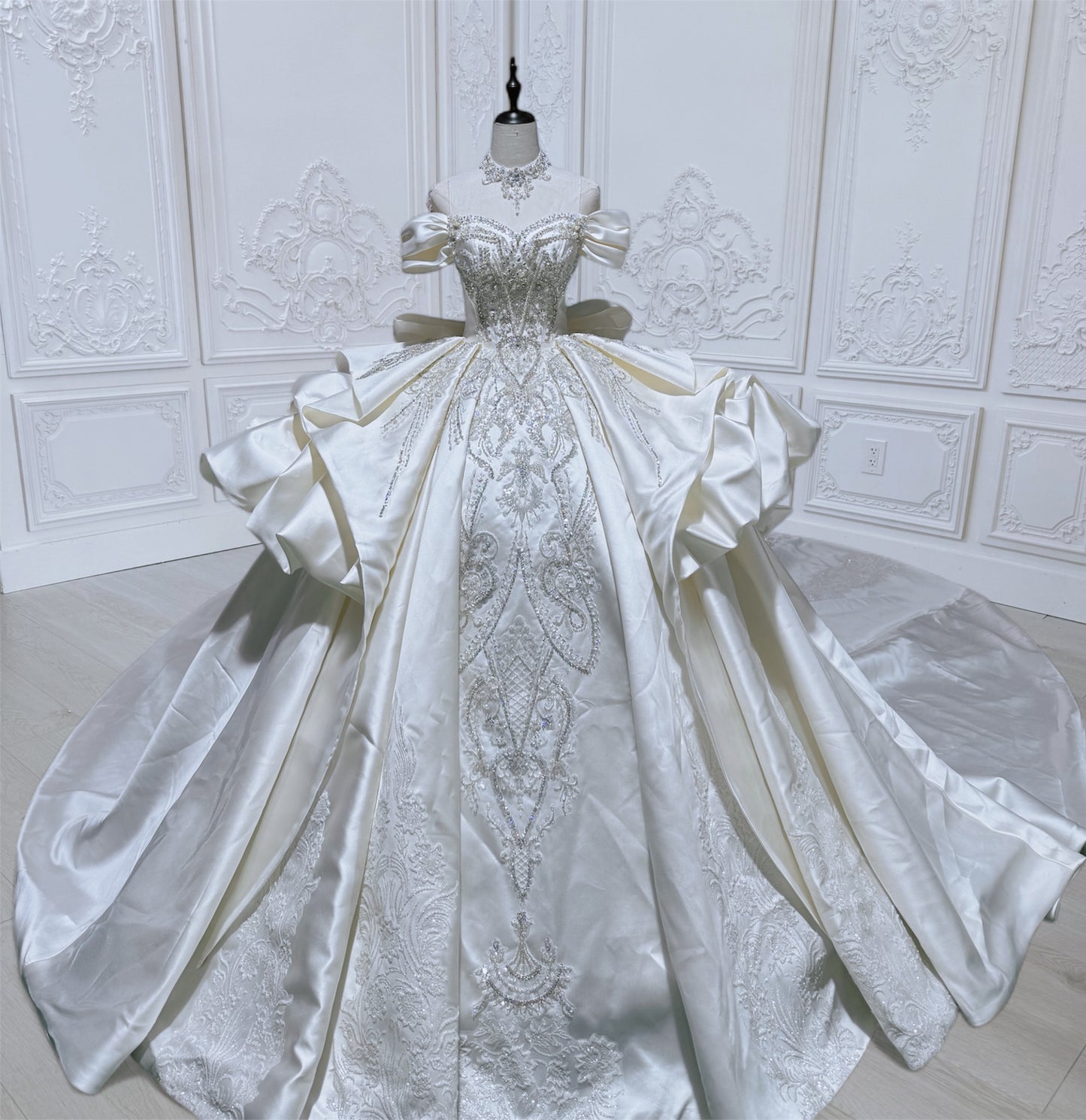 Custom-made Ivory satin luxury beading off the shoulder princess ballgown royal wedding dress