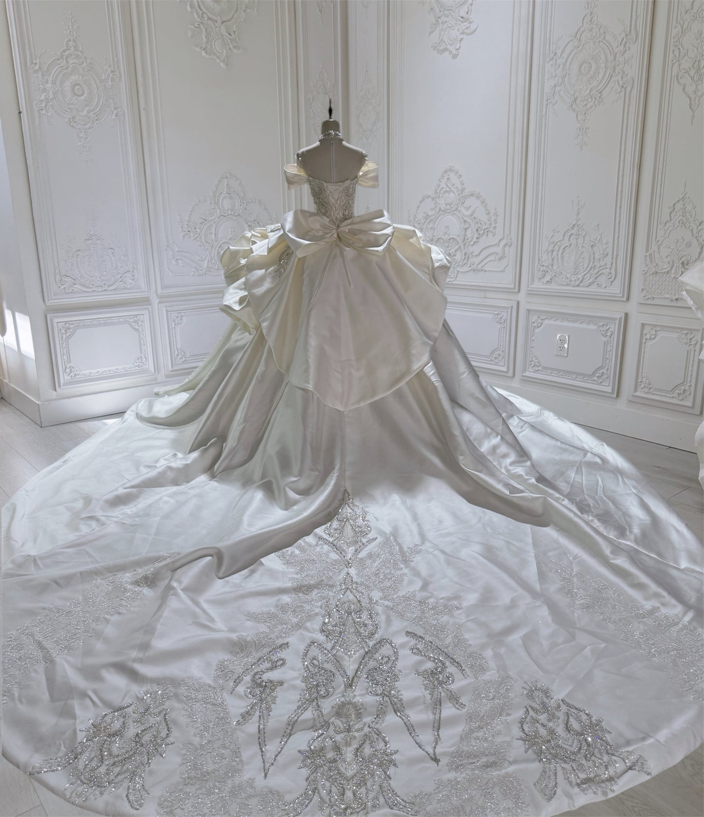 Custom-made Ivory satin luxury beading off the shoulder princess ballgown royal wedding dress