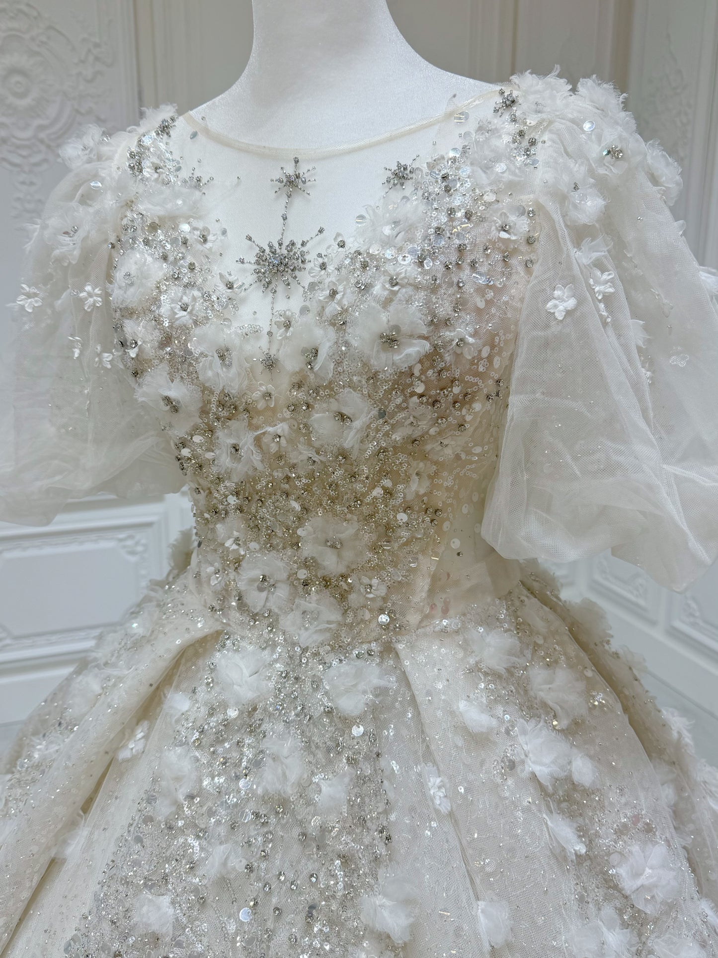 Stock Clearance! Floor sample Bridal Size 2! Custom-made sparkling beading with 3D floral puffy short sleeve ivory Aline fairy wedding dress