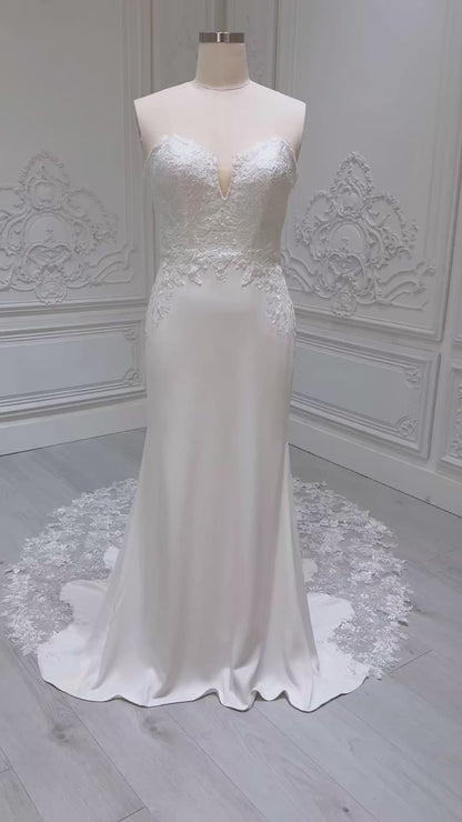 Stock clearance! White Strapless with V-neck crepe fabric with lace embroidered mermaid wedding dress